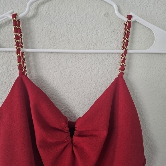 Bebe Bodysui Women Sz M Red Gold Sleeveless Cut Out Chest Lightweight - Picture 9 of 12